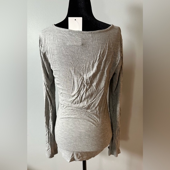 Basic Grey Long Sleeve Top - Picture 2 of 3